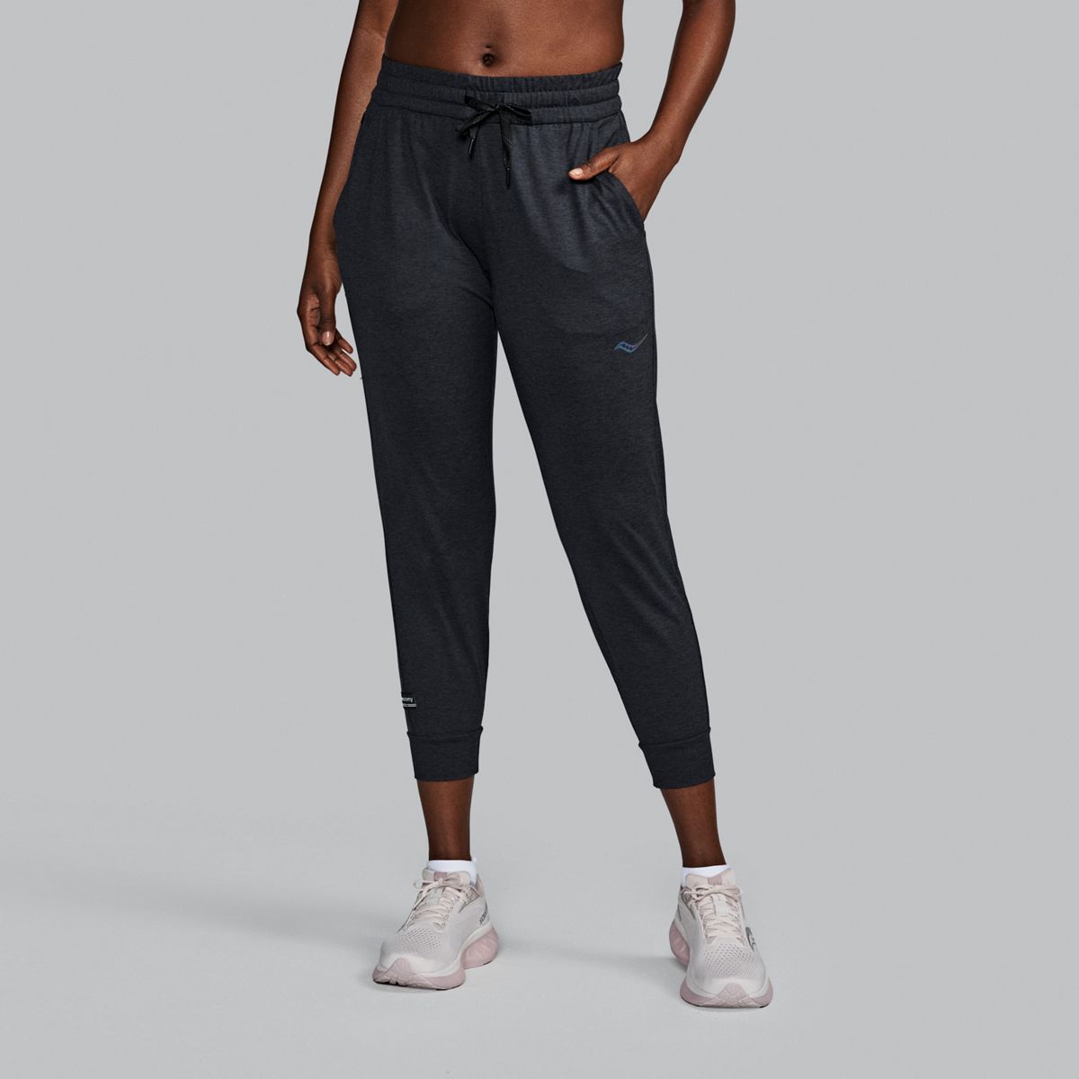Triumph Pant, Black Heather, dynamic